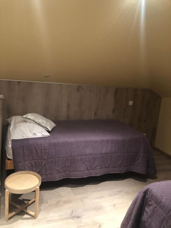 Hotel & Restaurant Le Cardinal Poix-de-Picardie Екстериор снимка