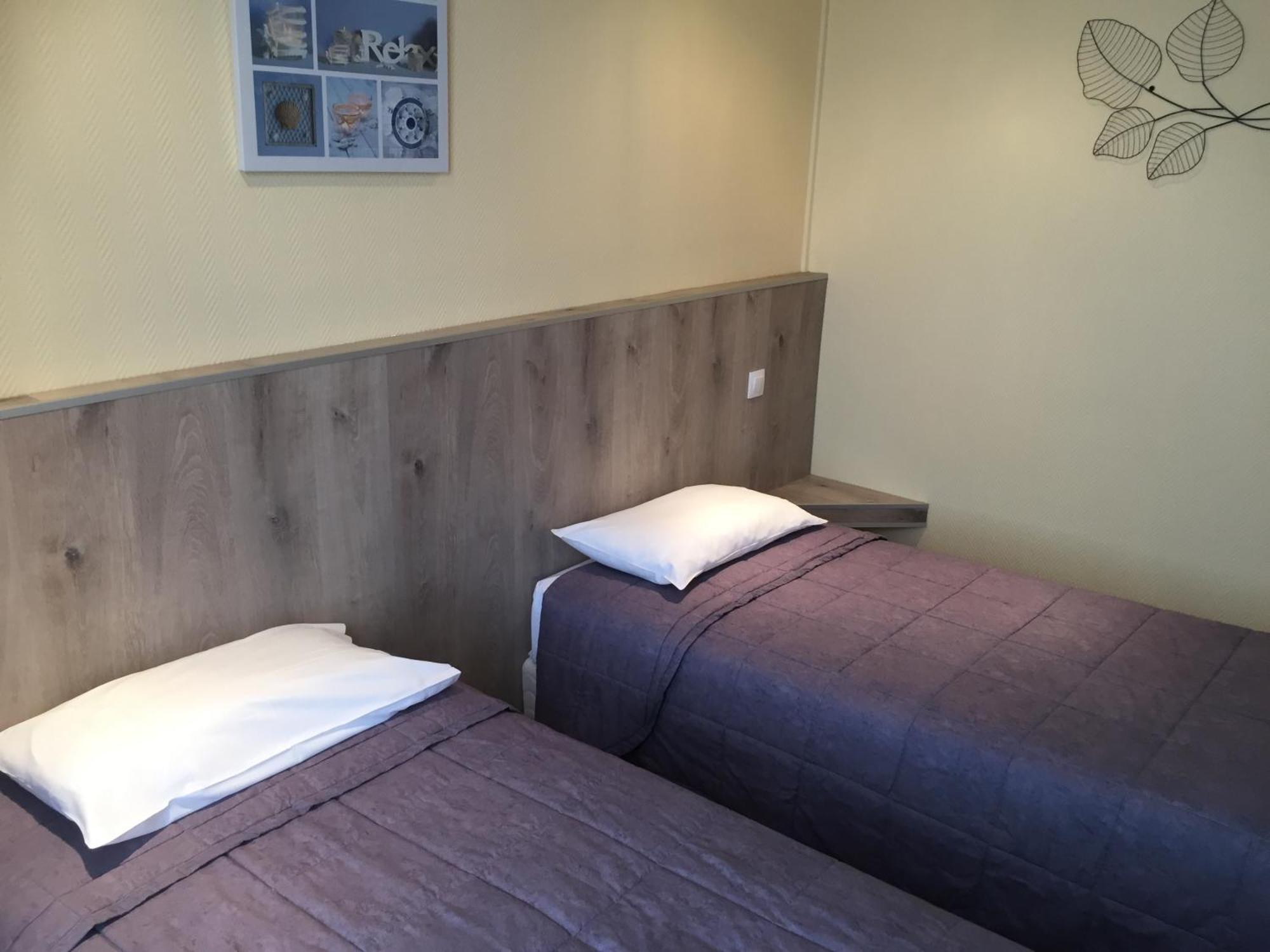 Hotel & Restaurant Le Cardinal Poix-de-Picardie Екстериор снимка