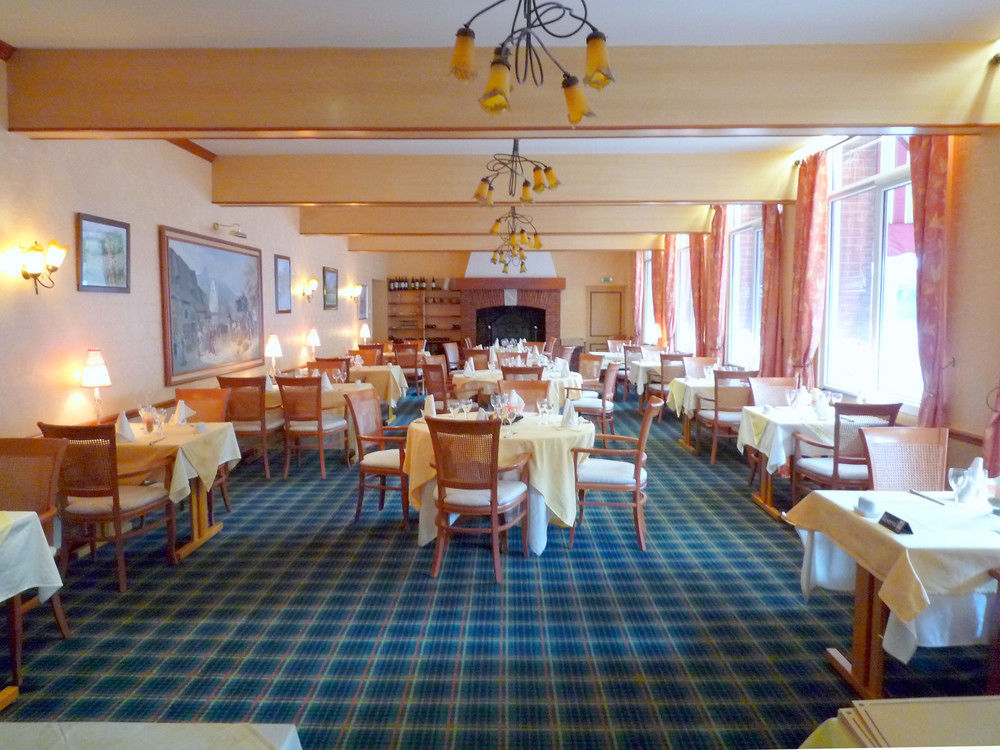Hotel & Restaurant Le Cardinal Poix-de-Picardie Екстериор снимка